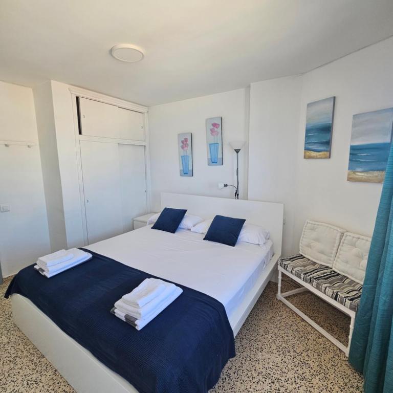 Ran de Mar Beach - Two-Bedroom Apartment - 13