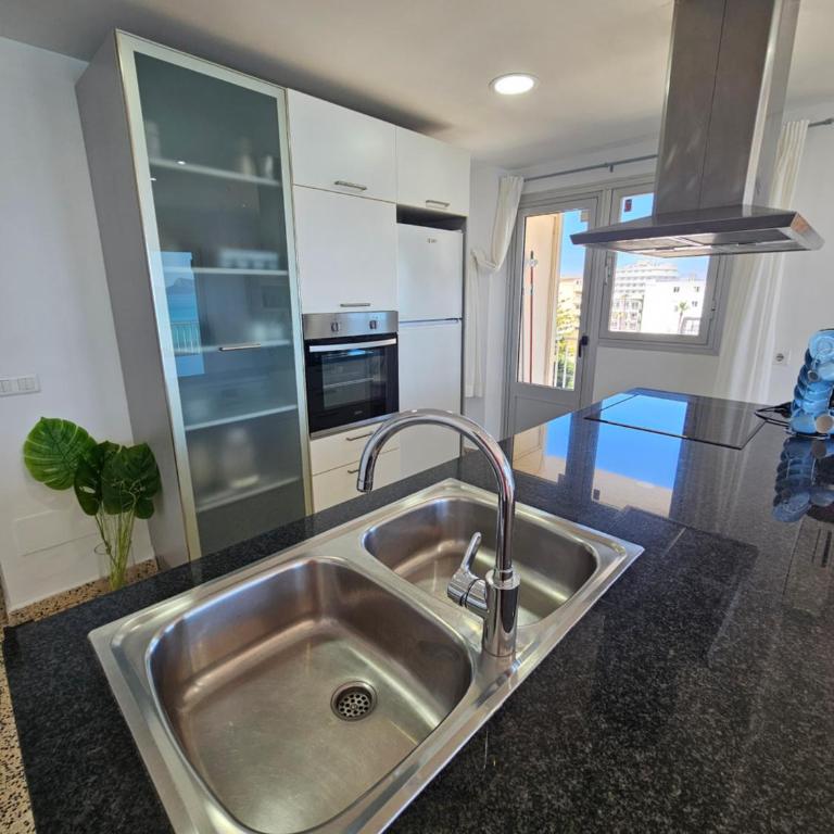 Ran de Mar Beach - Two-Bedroom Apartment - 36