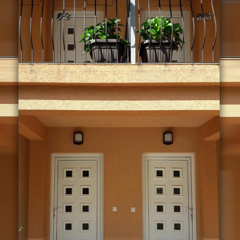 Apartments Sergej - Apartman s 1 Spavaćom Sobom, Balkonom i Pogledom na More - 1