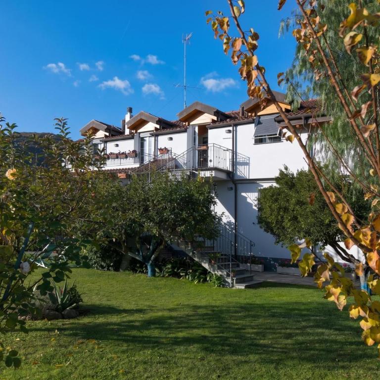 La Casetta Sull'Albero - with Balcony, Garden & Parking - Happy Rentals - Appartamento con Terrazza - 29