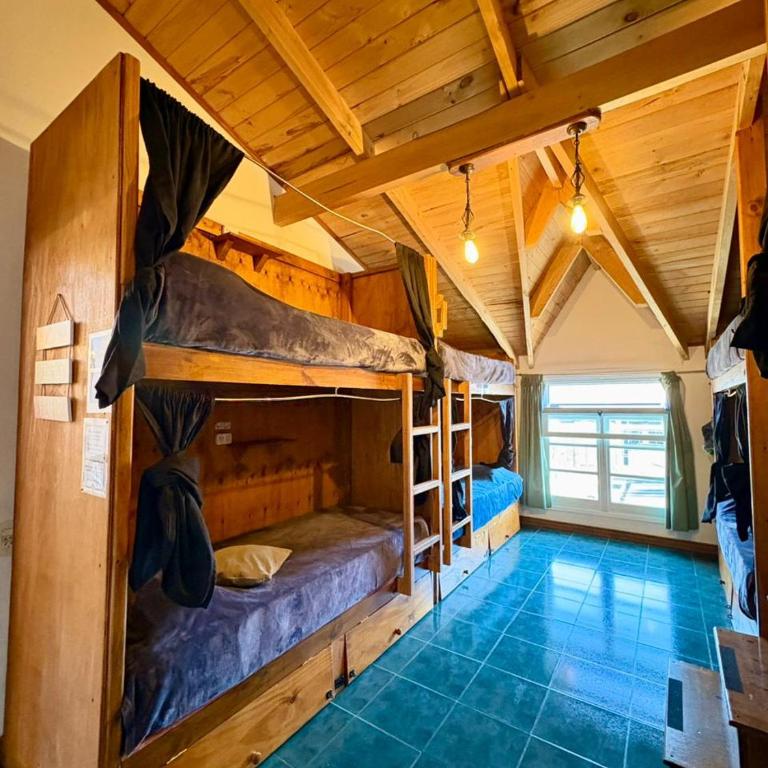 Hostel Cosmo - 8-Bed Mixed Dormitory Room - 6