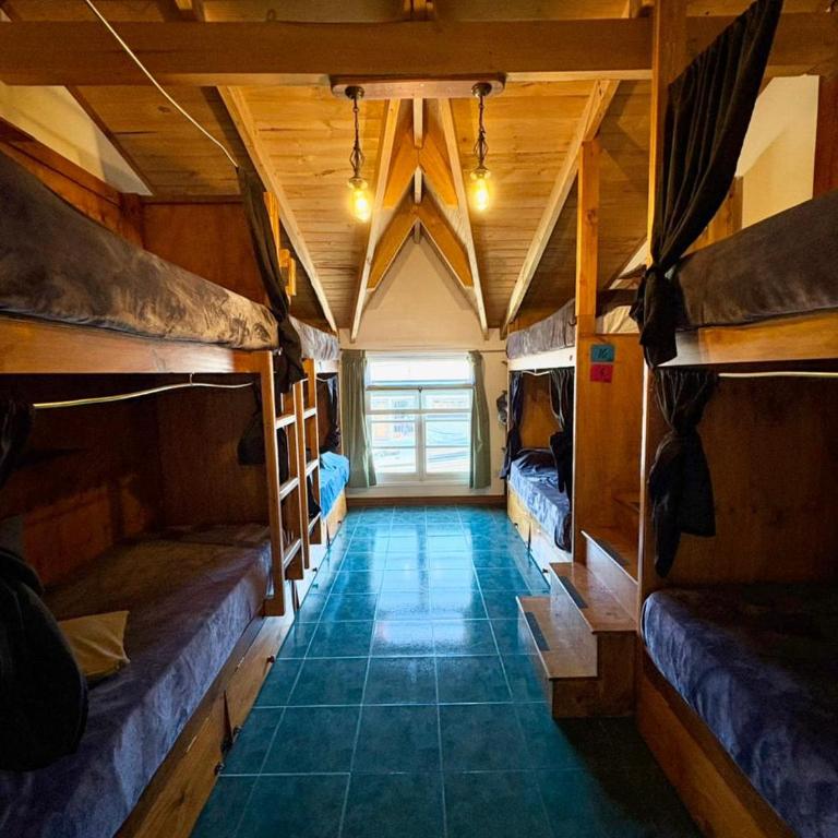 Hostel Cosmo - 8-Bed Mixed Dormitory Room - 7