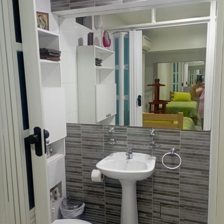 Spacious apt Perfect for Families 2nd Floor - Apartamento - 7