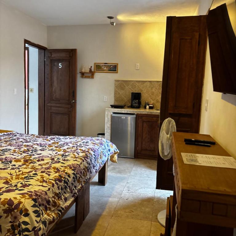 Casa Luminara - Double or Twin Room - 6