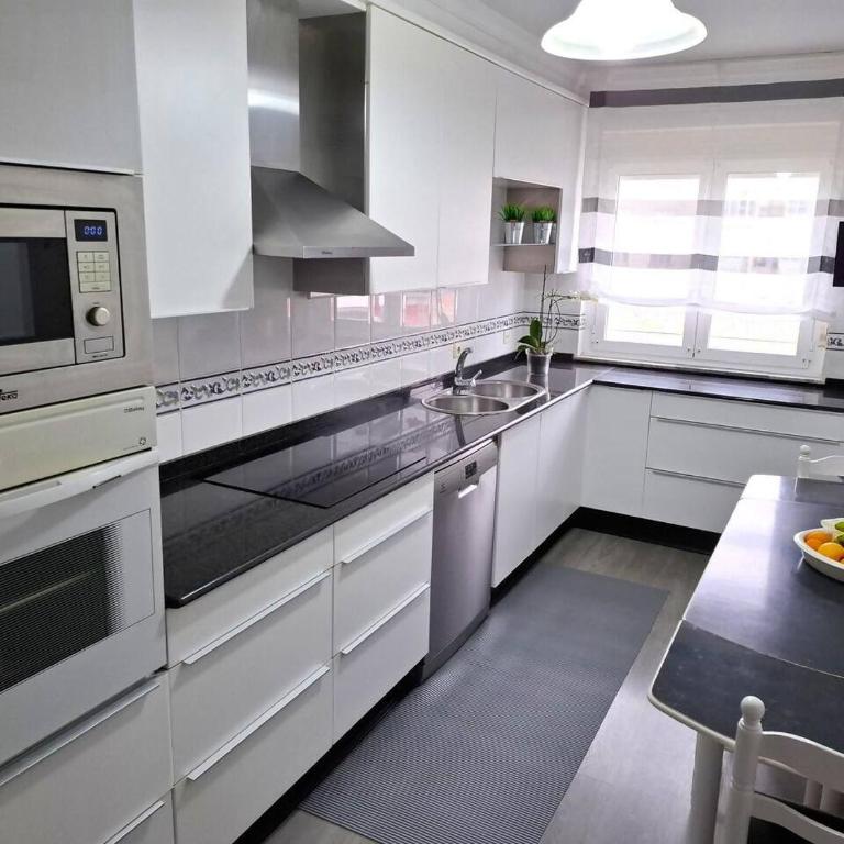 Dúplex 4 dormitorios Playa Foz - Apartamento - 10