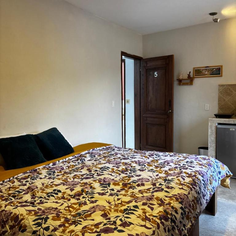 Casa Luminara - Double or Twin Room - 7