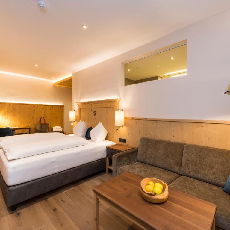 BichlAlm Berggasthof - Junior Suite mit Terrasse - 5