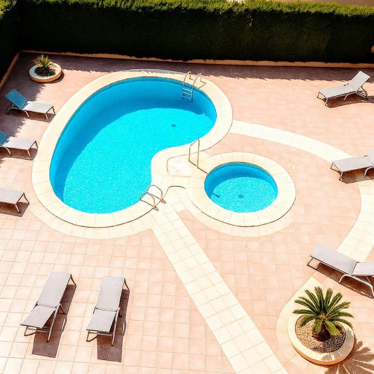 Apartamento "Casa Montes" con Piscina, Wifi y Parking Gratis! - Apartamento de 2 dormitorios con terraza y vistas al mar - 14