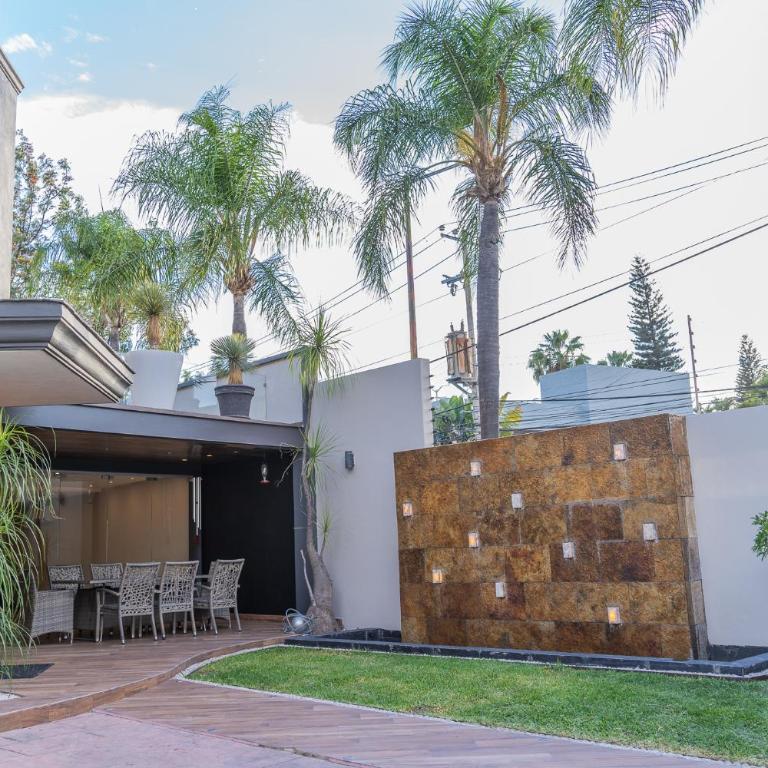 Luxurious House in Guadalajara Near Estadio Akron, Expo GDL - Villa - 4