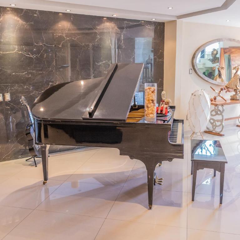 Luxurious House in Guadalajara Near Estadio Akron, Expo GDL - Villa - 35