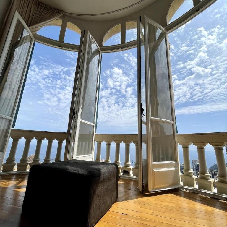 MONACO BLUE SEA OVER WIDE BALCONY for GRAND PRIX - Two-Bedroom Apartment - 1