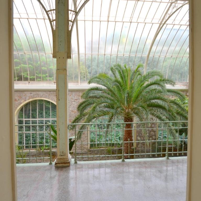 MONACO BLUE SEA OVER WIDE BALCONY for GRAND PRIX - Two-Bedroom Apartment - 10