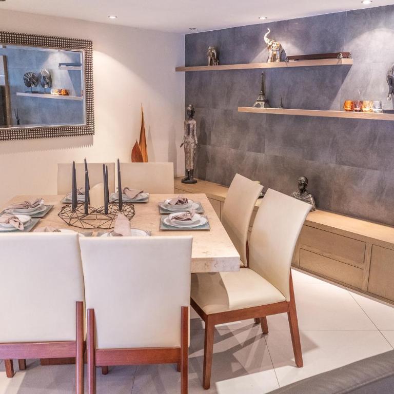 Luxurious House in Guadalajara Near Estadio Akron, Expo GDL - Villa - 26