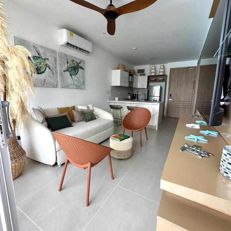 Beautiful apartment overlooking Kristal Bay - One-Bedroom Apartment - 8