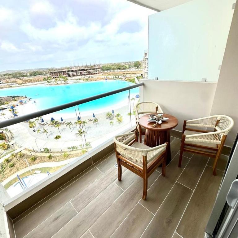 Beautiful apartment overlooking Kristal Bay - One-Bedroom Apartment - 10