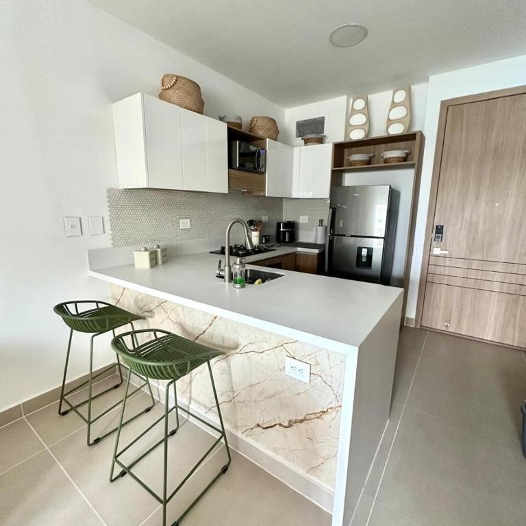 Beautiful apartment overlooking Kristal Bay - One-Bedroom Apartment - 21
