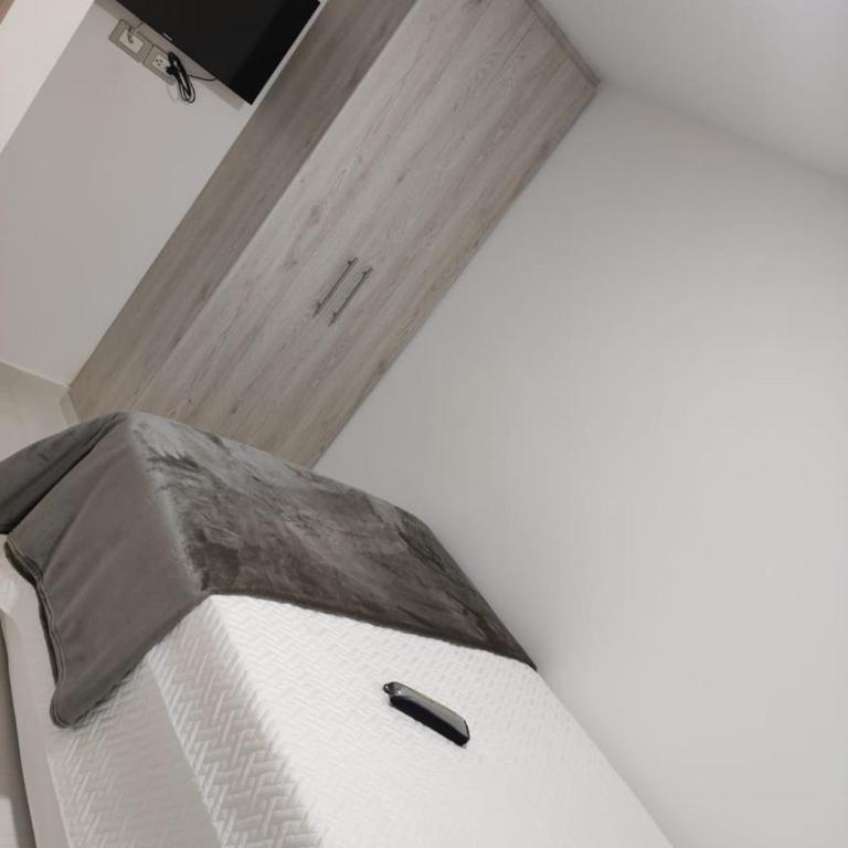 apartamento luvs - Three-Bedroom Apartment - 3