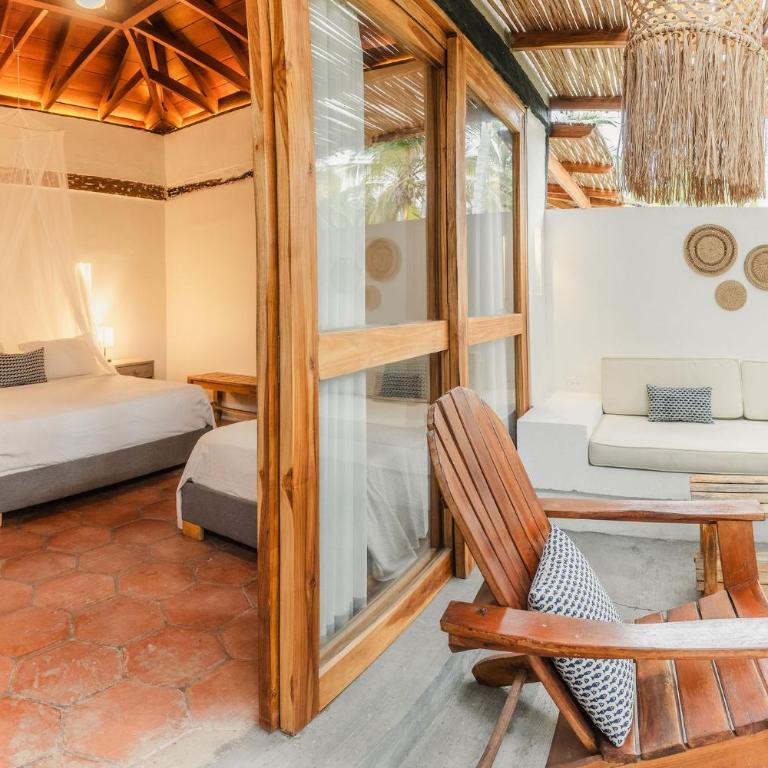 Ecohotel Raices del Rosario - Triple Room with Terrace - 4