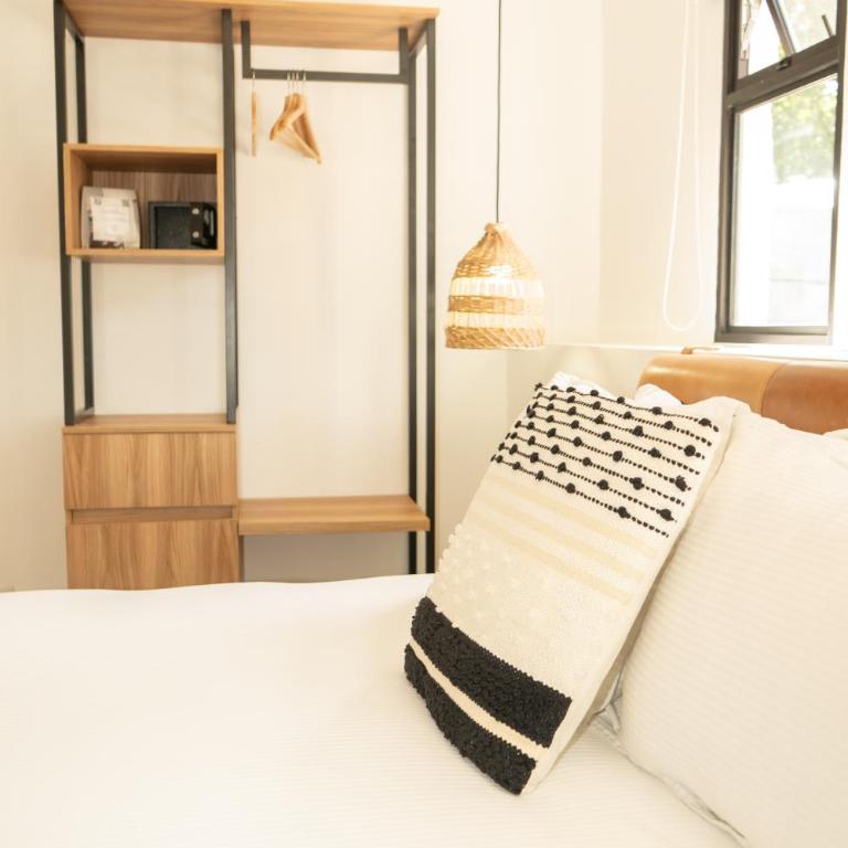 574 Hotel - Habitación Doble con bañera de hidromasaje - 9