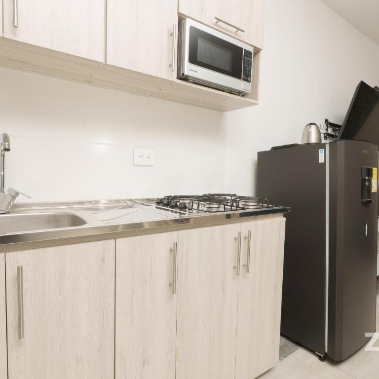 Hotel On By Zenya Host - Apartamento Deluxe de 2 dormitorios con balcón - 3