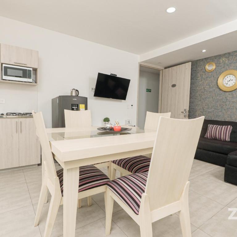 Hotel On By Zenya Host - Apartamento Deluxe de 2 dormitorios con balcón - 4