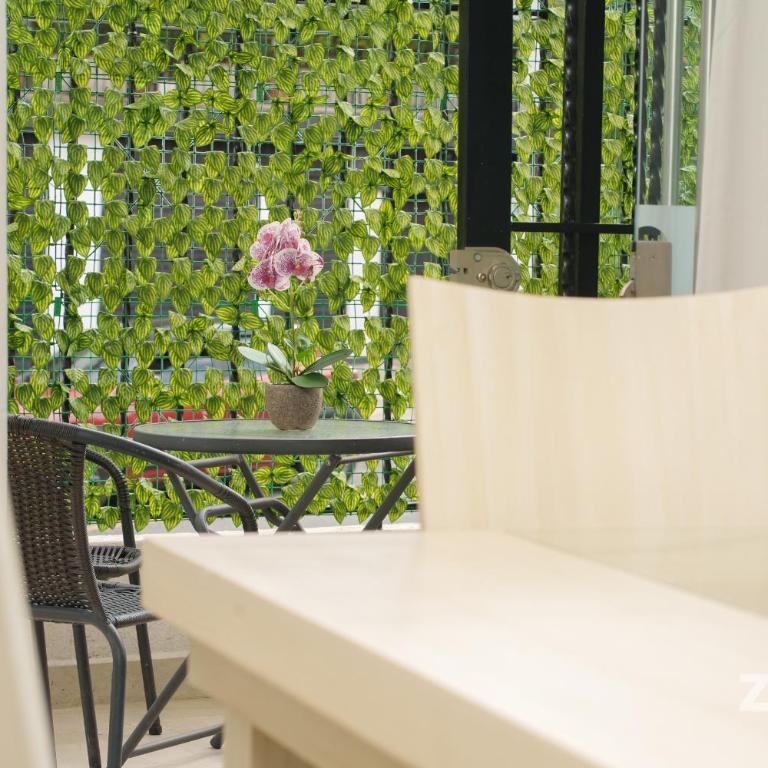 Hotel On By Zenya Host - Apartamento Deluxe de 2 dormitorios con balcón - 16