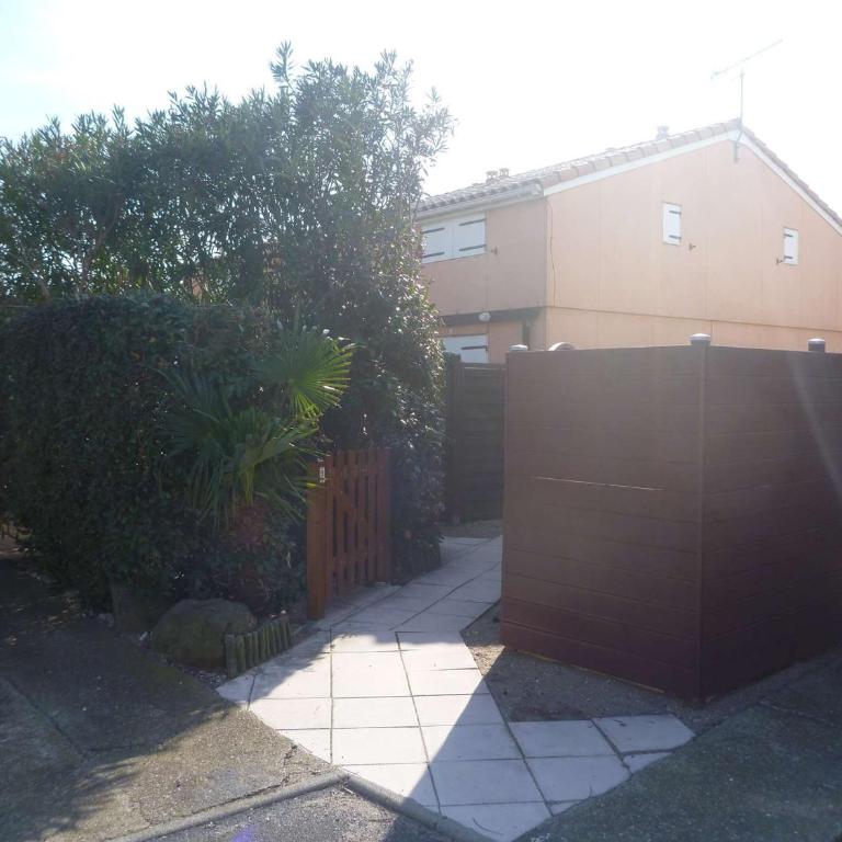 Maisonnette, piscine, clim - 5 pers. - FR-1-387-237 - Appartement - 9