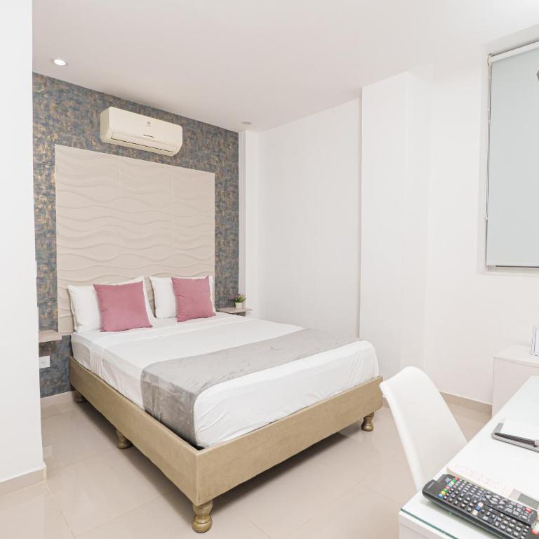 Hotel On By Zenya Host - Suite Executive - 1
