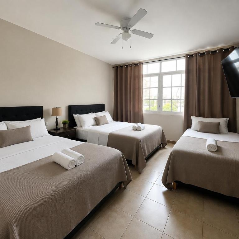 Huacachina Boutique Hotel - Family Room with Private Bathroom - 6