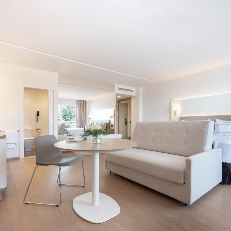 Meliá Sitges - Habitación Grand Premium con vistas al mar - 4