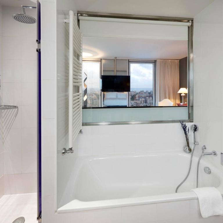 Meliá Barcelona Sky 4 Sup - Premium Room Sea View - 4