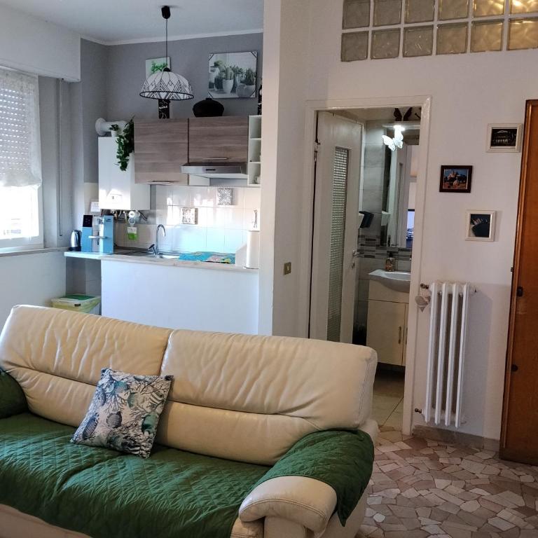 Casa di Ana 1 affittacamere - Camera Matrimoniale/Doppia con Letti Singoli con Bagno in Comune - 32