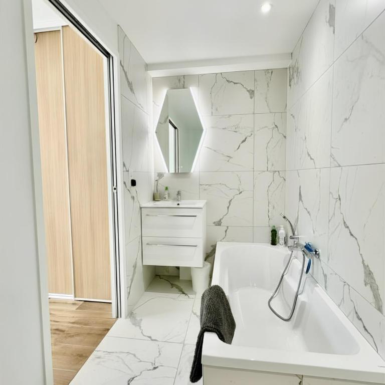 Nid douillet sous les pins - Two-Bedroom Apartment - 9