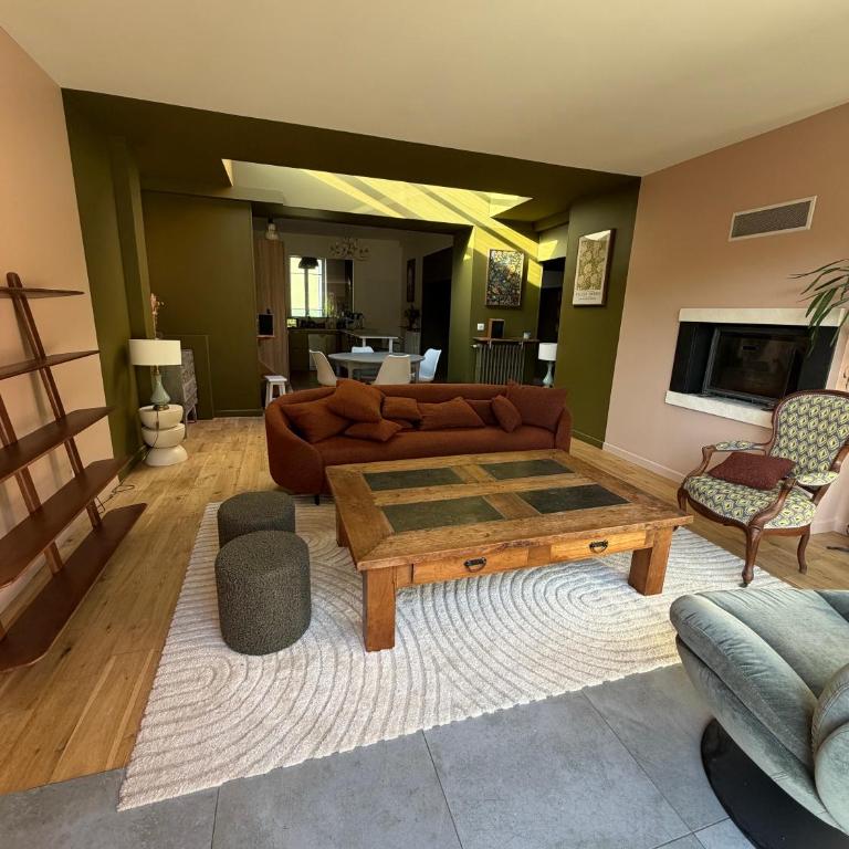 Grande Maison Familiale à Nantes avec Piscine - Maison 4 Chambres - 6