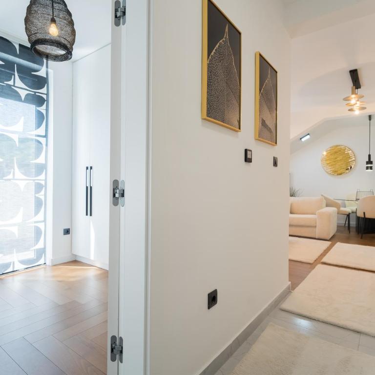 Liberty Central Apartment - One-Bedroom Apartment - 18