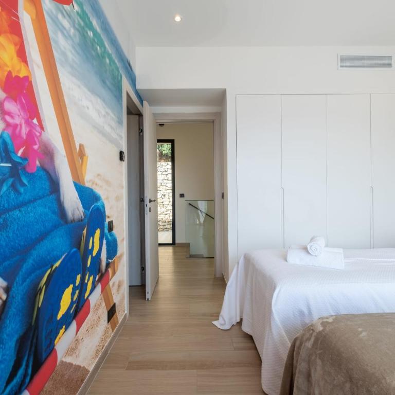 Architect-Designed House Heated Pool and Sea View - Villa - 34