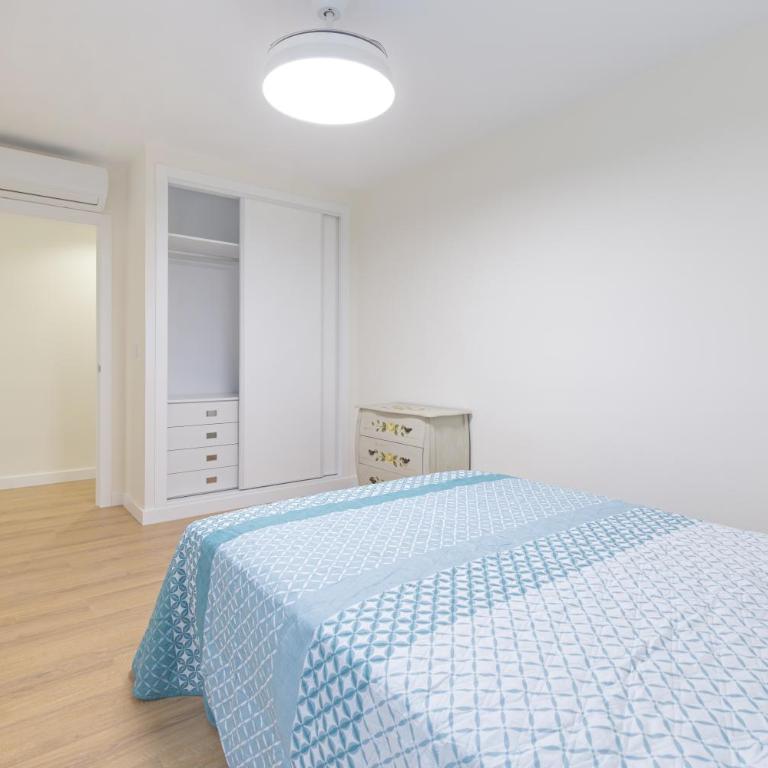 Recién reformado con vistas en calle del Mar - Apartamento de 3 dormitorios con vistas al mar - 8