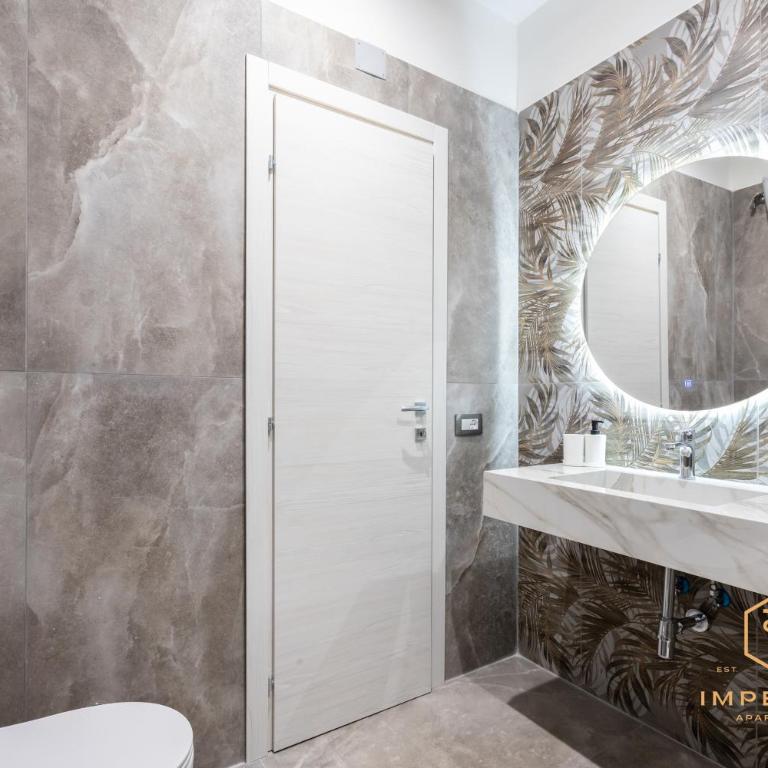 Imperium Consolae - 3 BDRM, 200mt to Metro, Terrace, A-C - Appartamento con 3 Camere da Letto - 7
