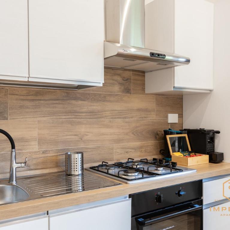 Imperium Consolae - 3 BDRM, 200mt to Metro, Terrace, A-C - Appartamento con 3 Camere da Letto - 36
