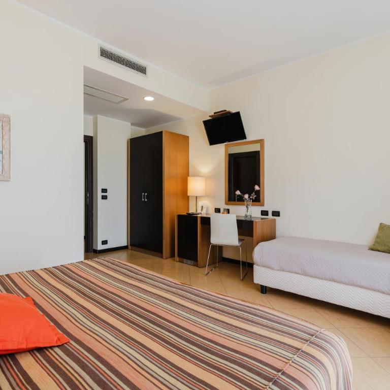 Cerri Hotel - Camera Tripla - 9