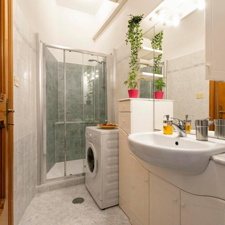 Redseven Rome Apartments - Appartamento con 2 Camere da Letto - 10