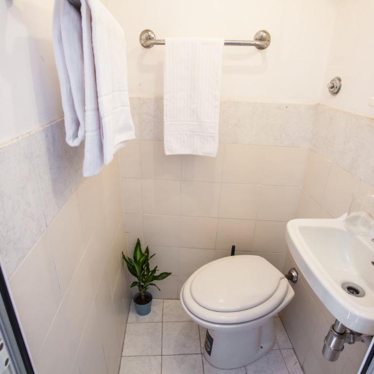 Redseven Rome Apartments - Appartamento con 2 Camere da Letto - 13