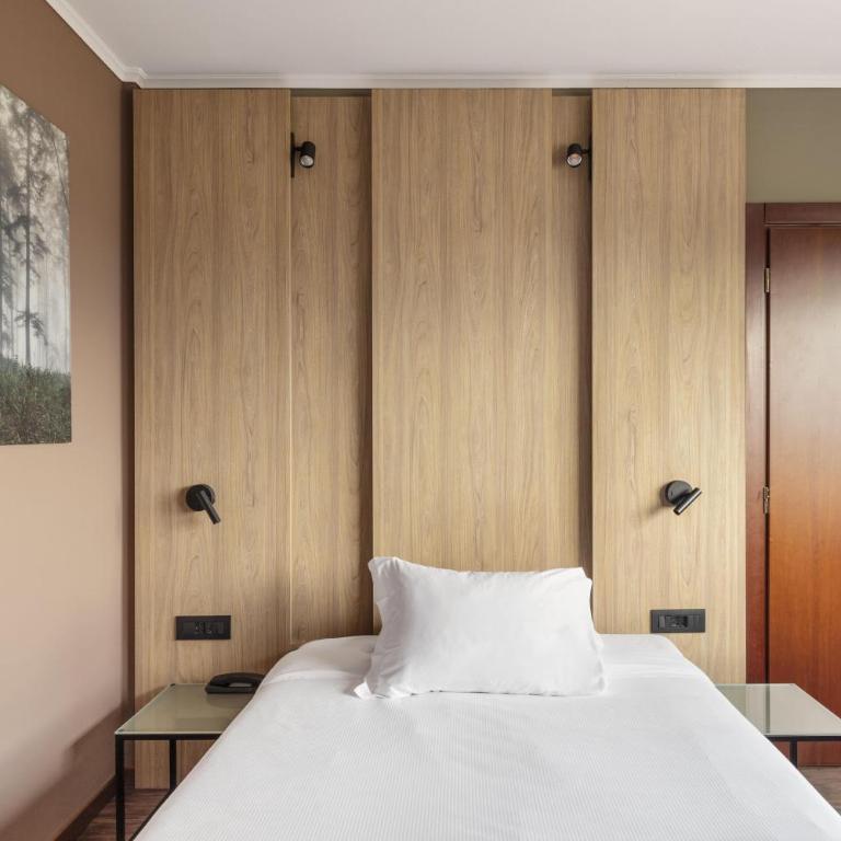 B&B HOTEL Cuneo Cristal - Camera Singola con Accesso Persone Disabili - 3