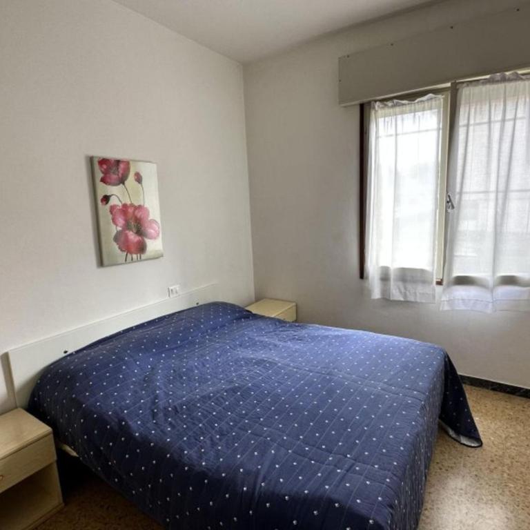 Relaxing holiday flat for a cozy stay in Bibione - Apartment - 5