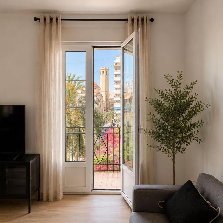 Plaza Nueva Flat 3 by La Gobernanta - Three-Bedroom Apartment with View - 15
