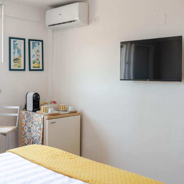 Sun&Sea Gaeta - Serapo - Triple Room With External Bathroom For Exclusive Use - 8