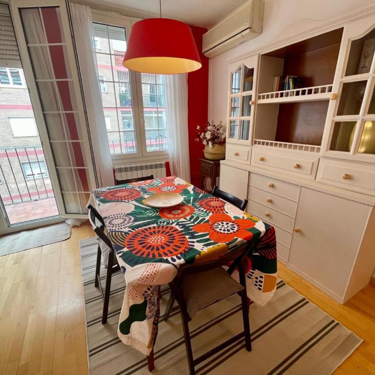 Maravilloso alojamiento en Zaragoza - Apartamento de 2 dormitorios - 3