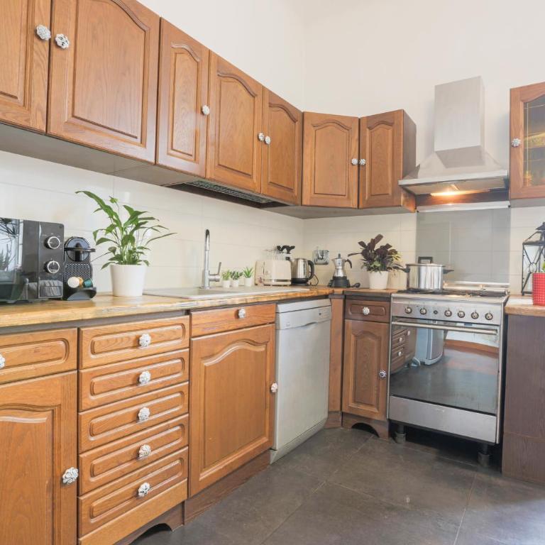 Appartamento La Fenice - Appartamento con 2 Camere da Letto - 25