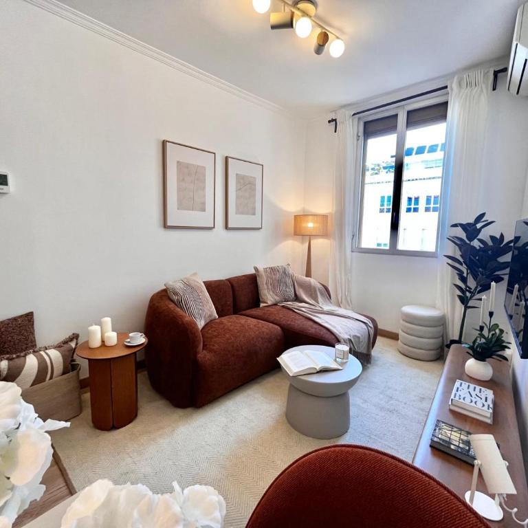 Comfy 1 BR Flat - Bright, Central & Calm - Apartment - 1