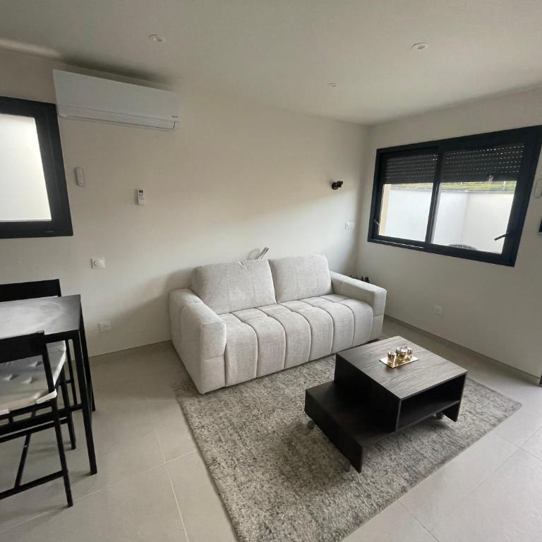 Studio cosy avec terrasse - Apartment mit 1 Schlafzimmer - 6
